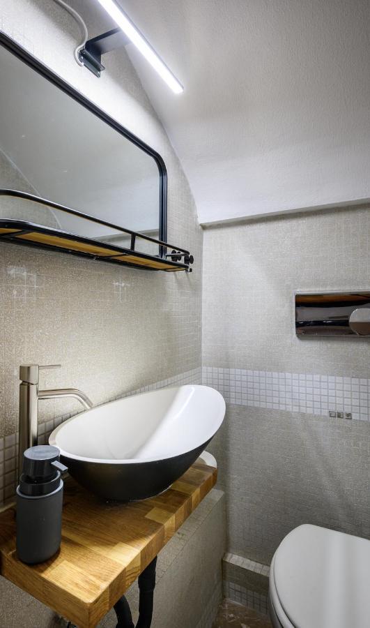 אתונה Relaxed Art Deco Maisonette Pagrati מראה חיצוני תמונה
